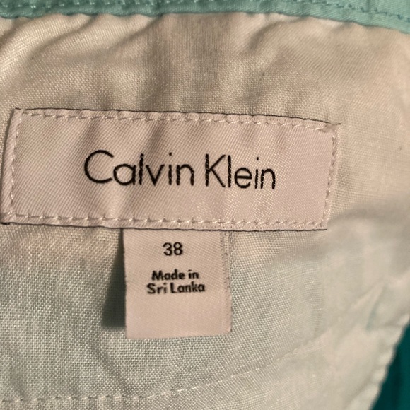 Mens Calvin Klein shorts size 38 - Picture 3 of 4